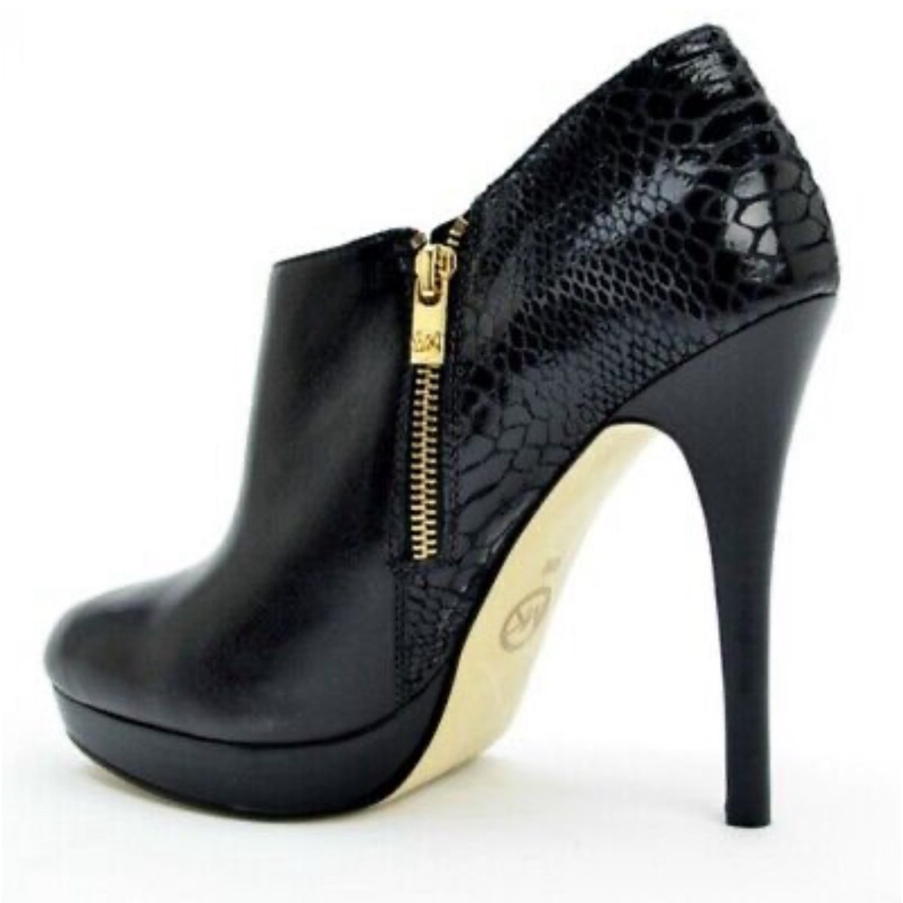 Leather Michael Kors Black Leather Booties w/ Python-sz 9 - Picture 1 of 7